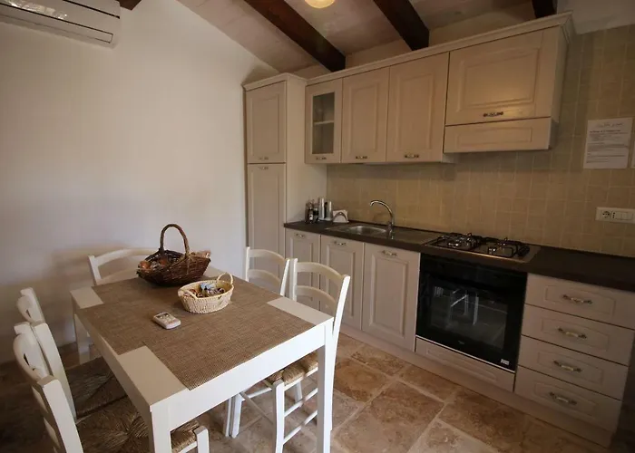 Trullo Rinaldi - Private Pool And Sauna *